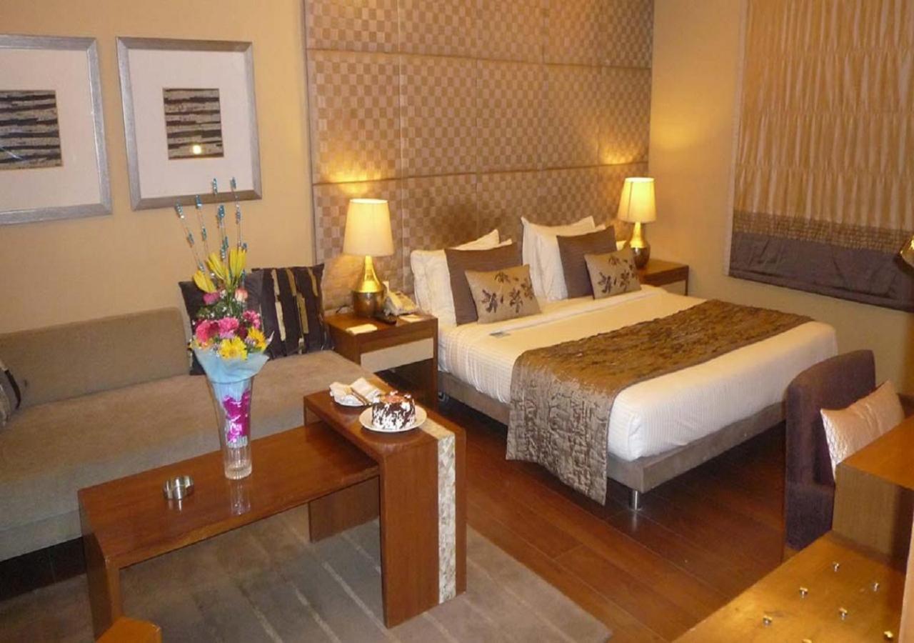 Udman Hotel Panchshila Park New Delhi Luaran gambar