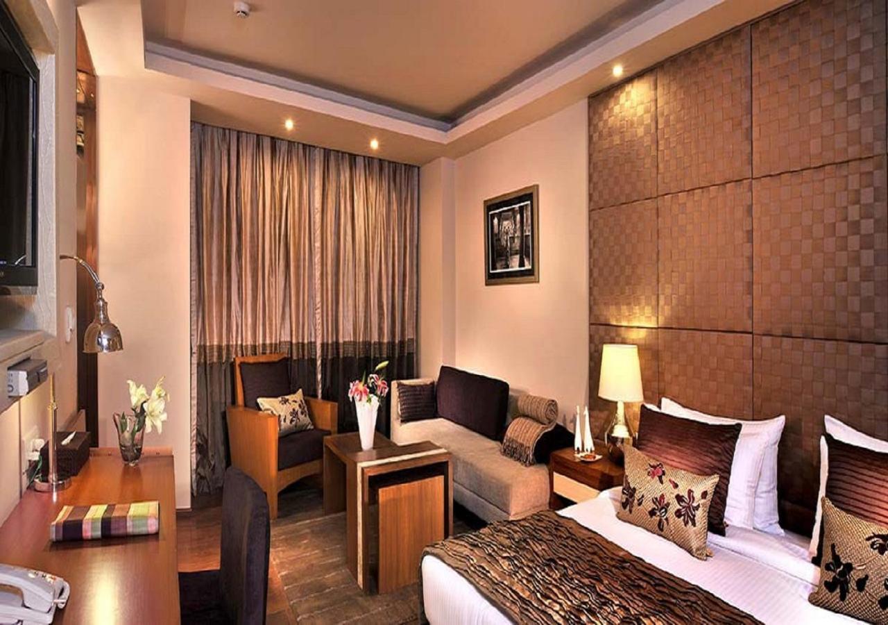 Udman Hotel Panchshila Park New Delhi Luaran gambar