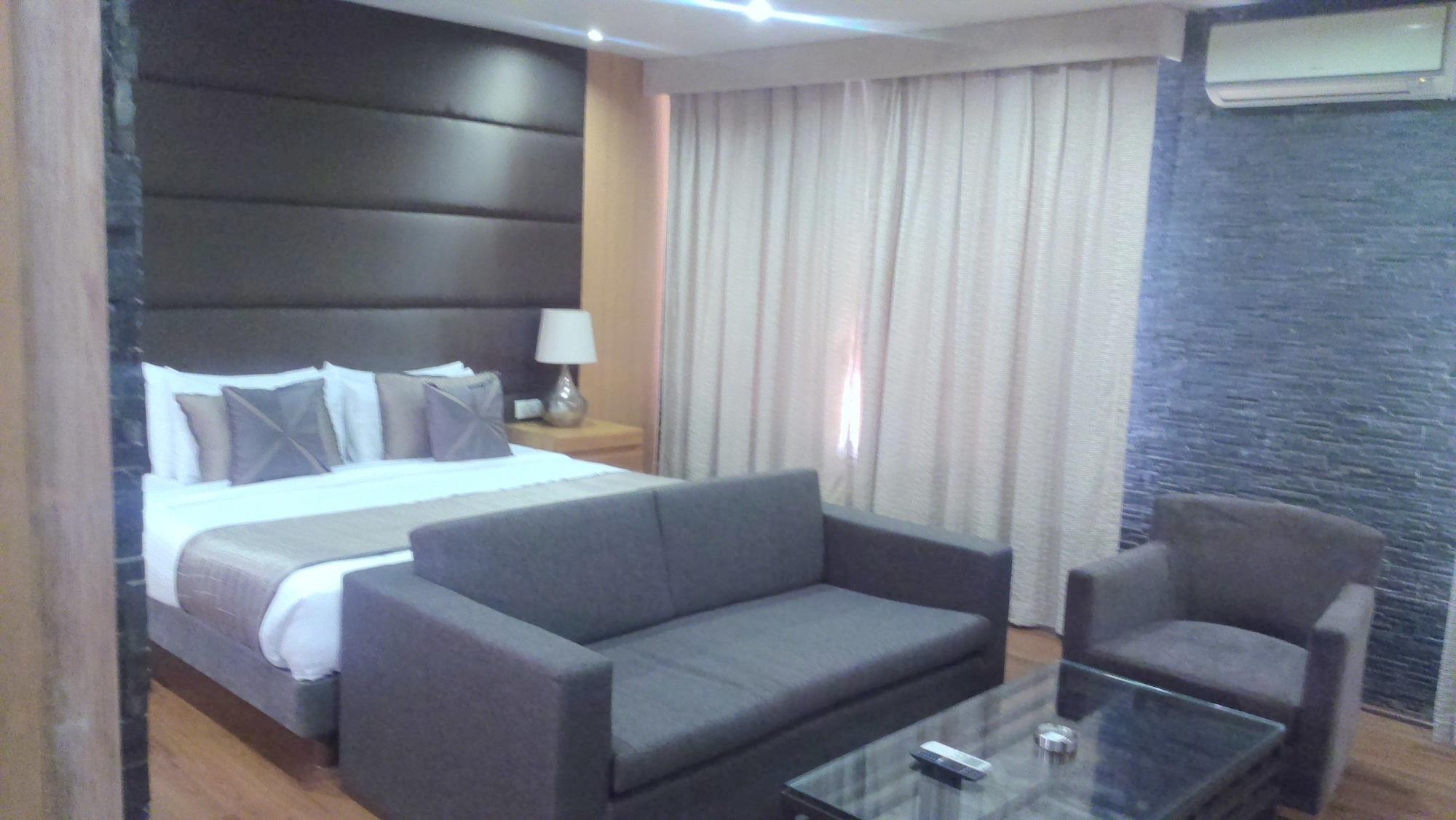 Udman Hotel Panchshila Park New Delhi Luaran gambar